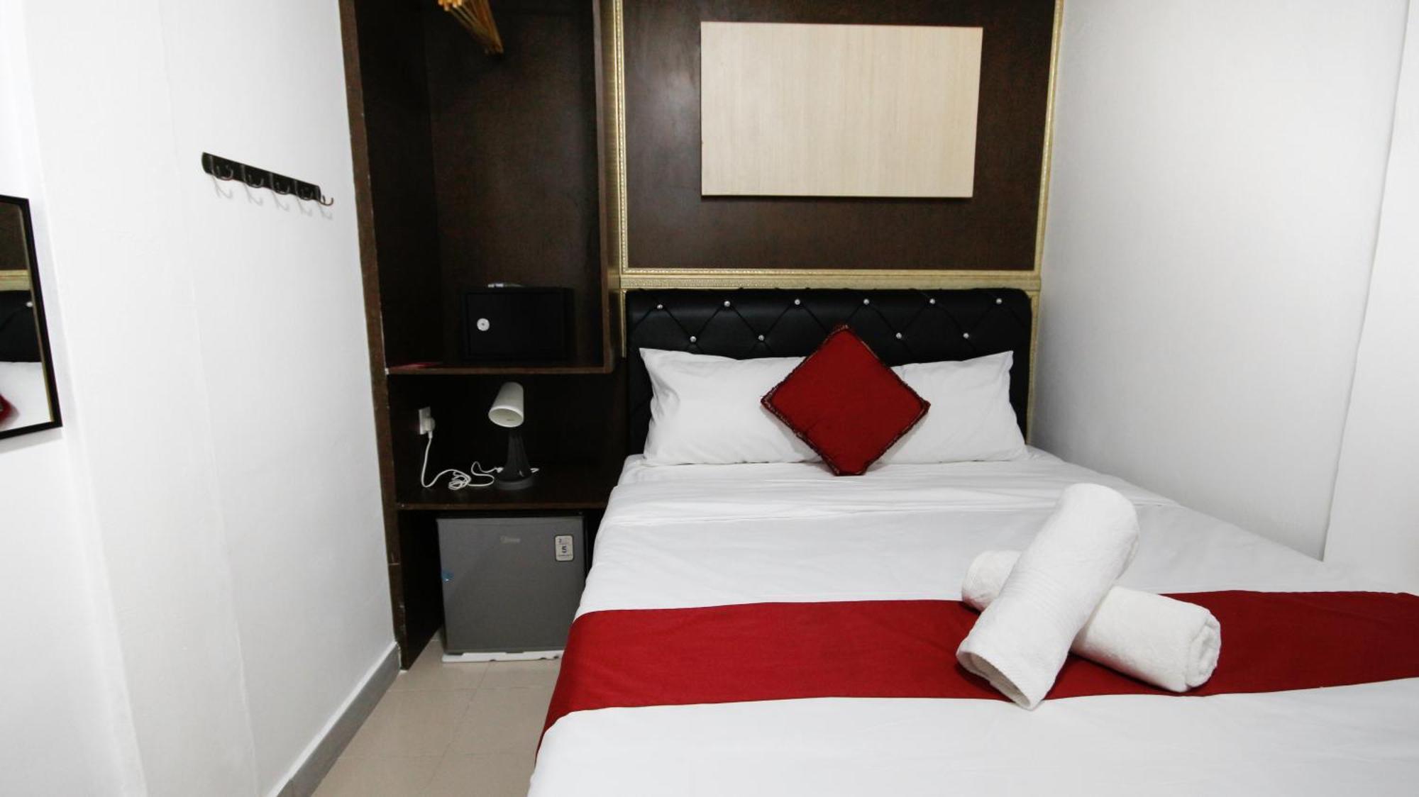 קואלה לומפור Red Velvet Inn Bukit Bintang מראה חיצוני תמונה