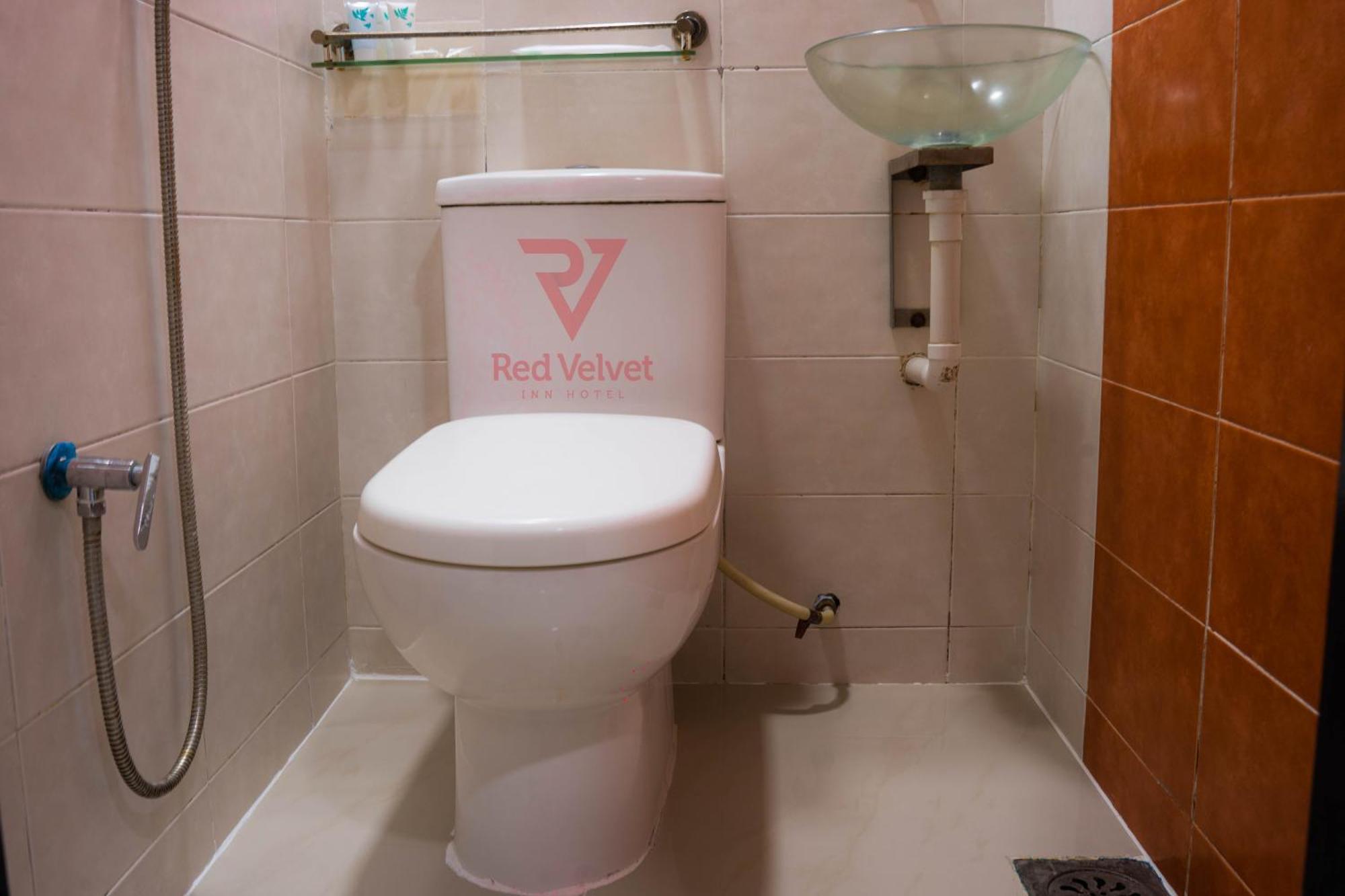 קואלה לומפור Red Velvet Inn Bukit Bintang מראה חיצוני תמונה